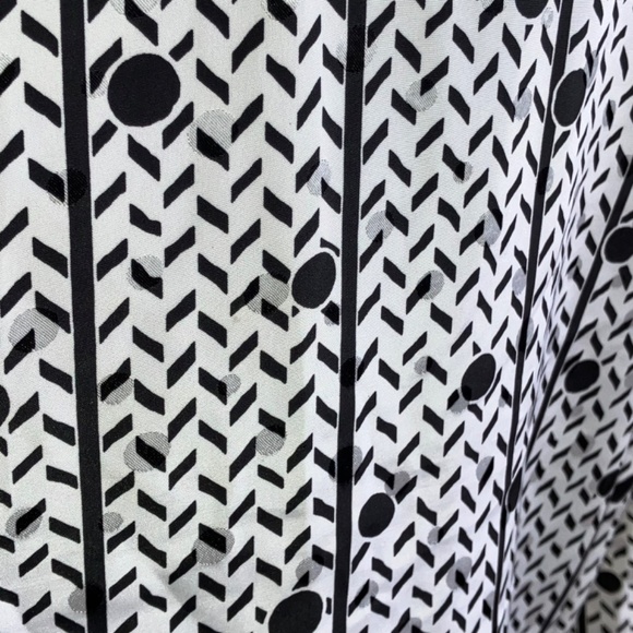 Vintage polka dot long sleeve button down blouse - Picture 8 of 11